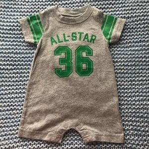 Carter’s onesie shorts size NB and NB bodysuit